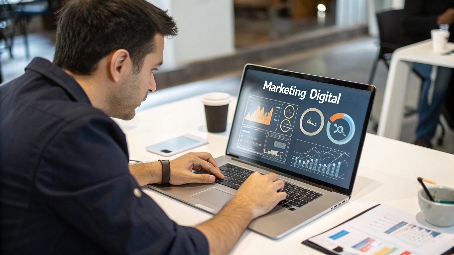 marketing-digital-para-contadores-examinando-resultados